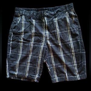 Tony Hawk Shorts Men Size 36 Black Yellow White Plaid Skate Board